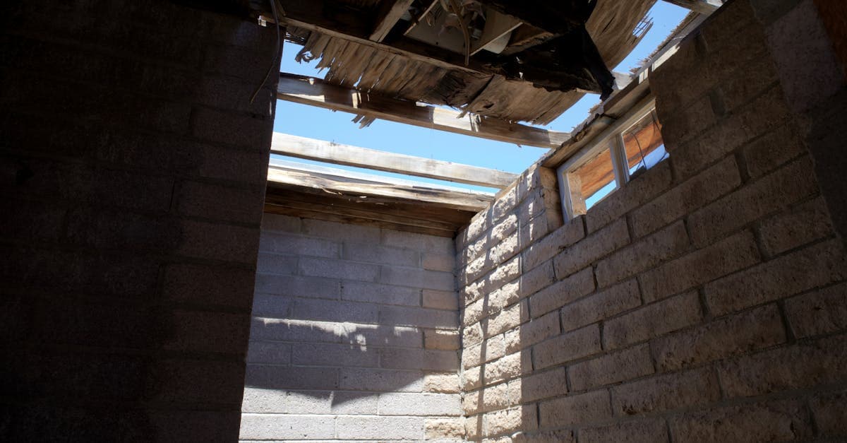 Cover Image for Ice Dams and Roof Leaks: What Your Insurance Covers in Winter