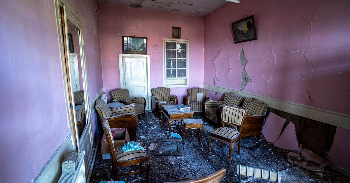 Cover Image for Does Flood Insurance Cover Drywall and Interior Walls After a Flood?